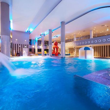 Vacationclub - Baltic Park Fort Apartament E.115 シフィノウイシチェ エクステリア 写真